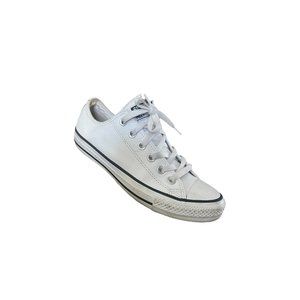 CONVERSE woman’s /men’s White Leather lo top gym shoes  7.5 (8.5)